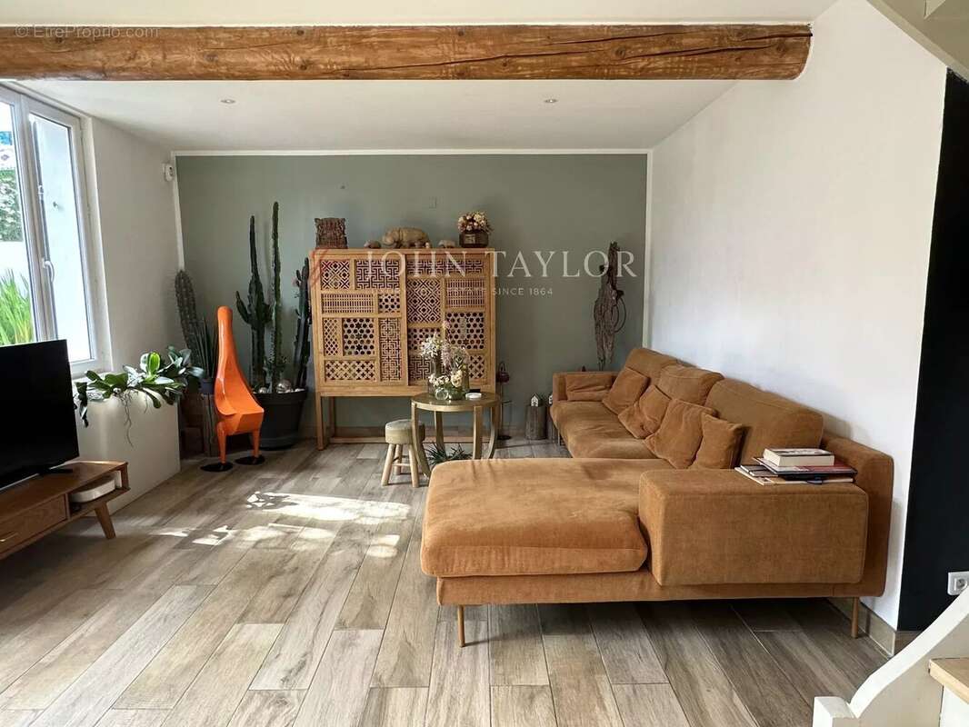 Maison à EYGALIERES