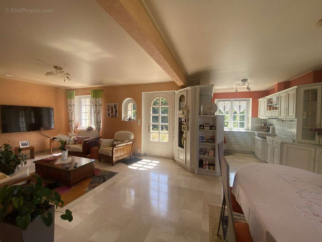 Maison 115 m² à Plouarzel  - photo 2