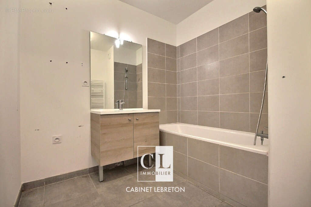 Appartement à MARSEILLE-10E