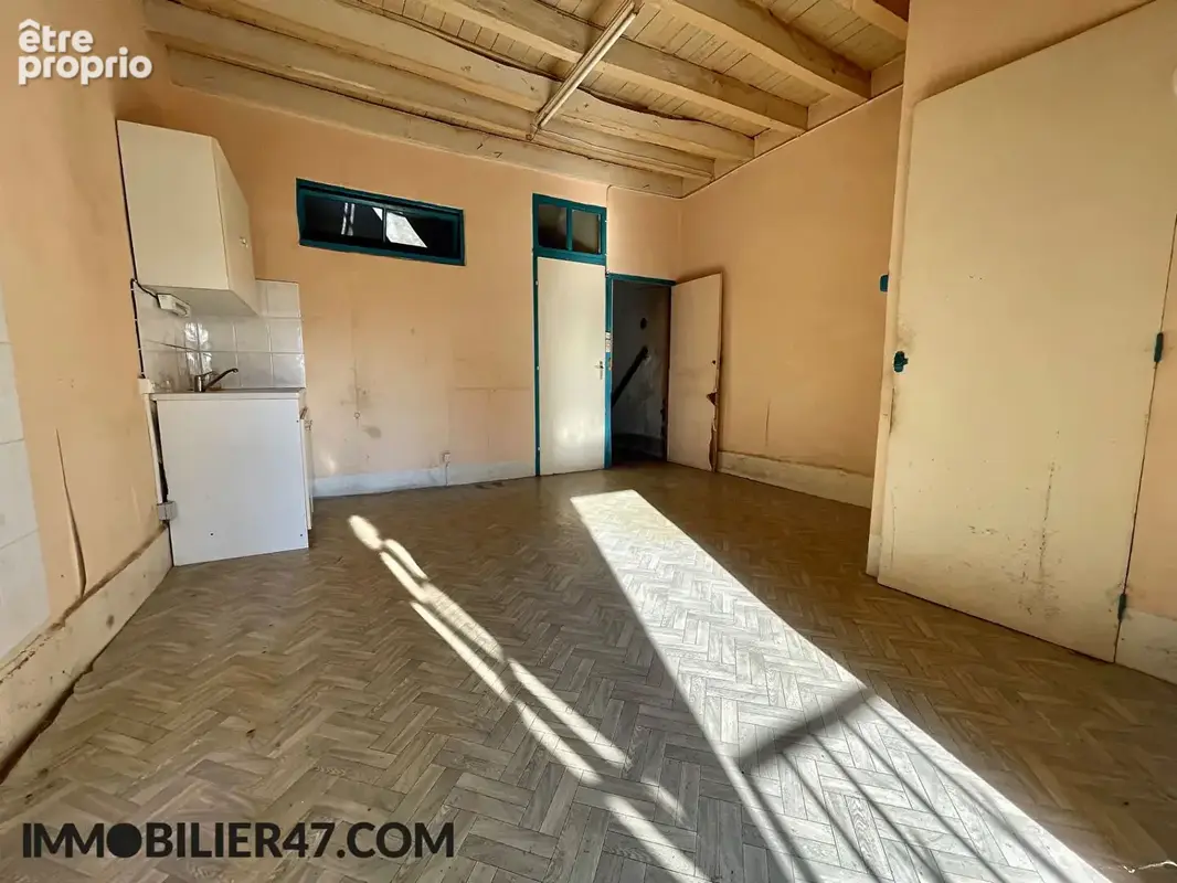 Maison de village a restaurer - photo 4