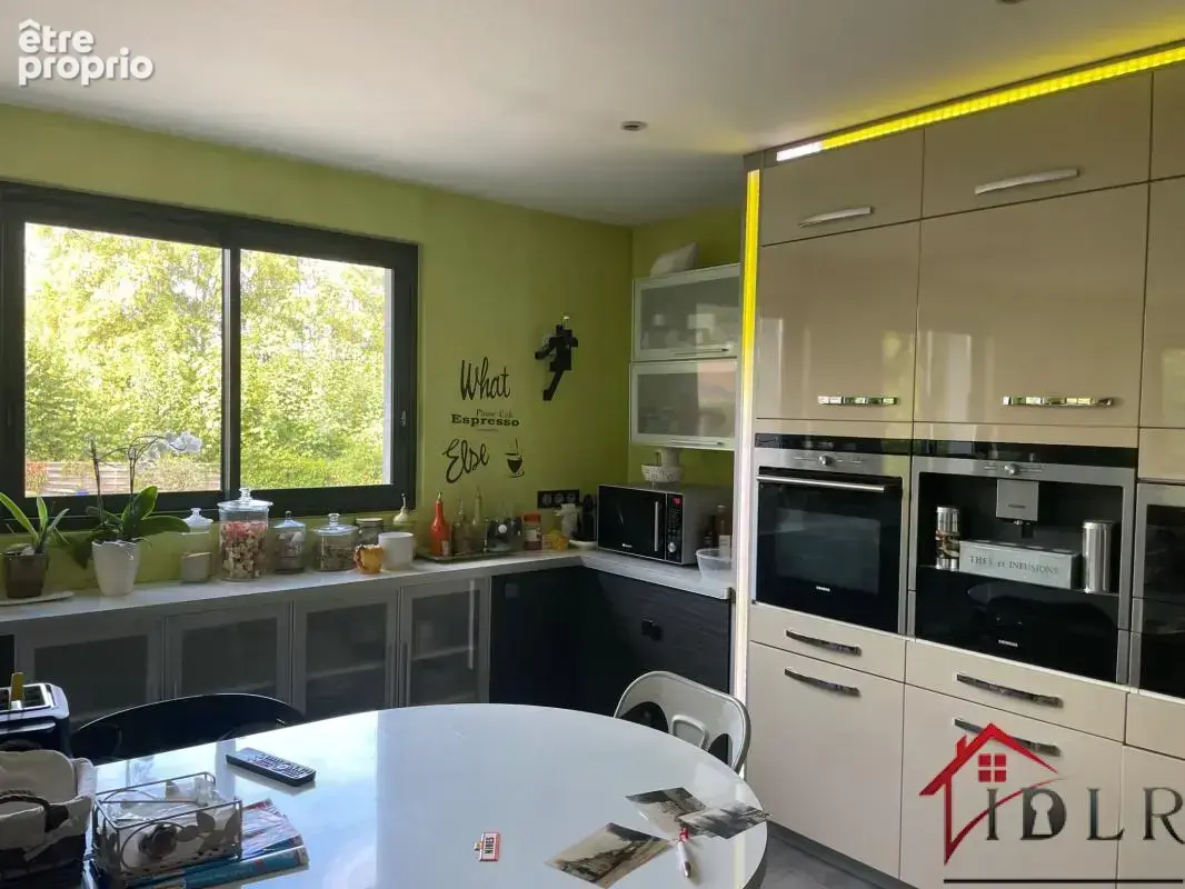 Elégante propriété de charme de 190 M2 habitables - photo 8