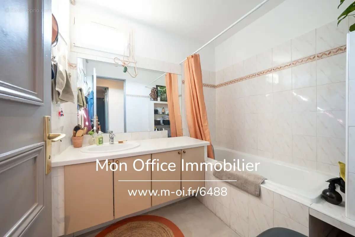 Référence : 6488-MAC - Appartement 3/4 pièces avec terrasse, cave et garage - photo 6