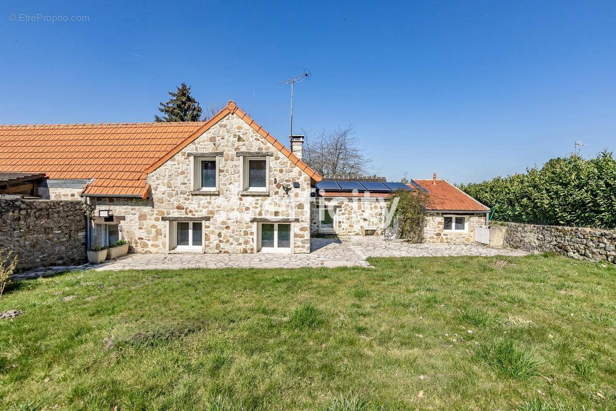 Maison à SENLIS