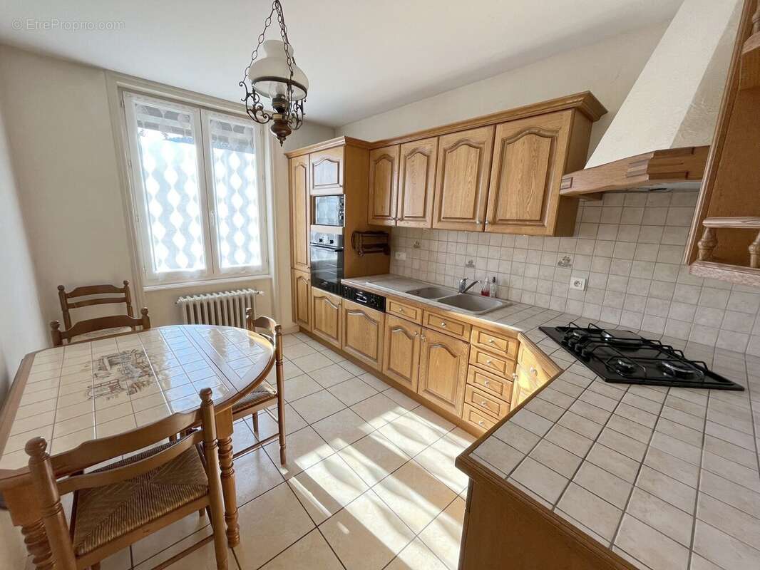 Maison à LE CHEYLARD