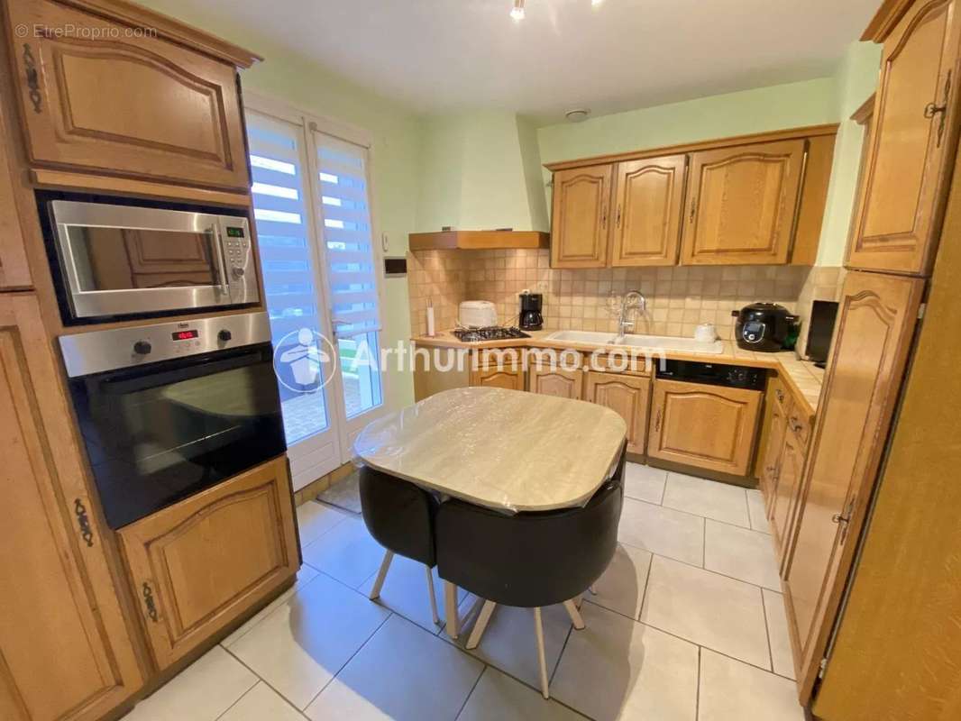 Maison à PONT-L&#039;EVEQUE