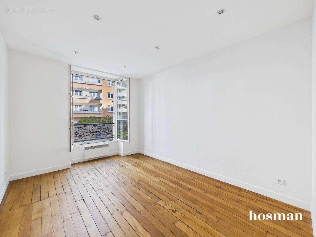 Appartement à PARIS-11E
