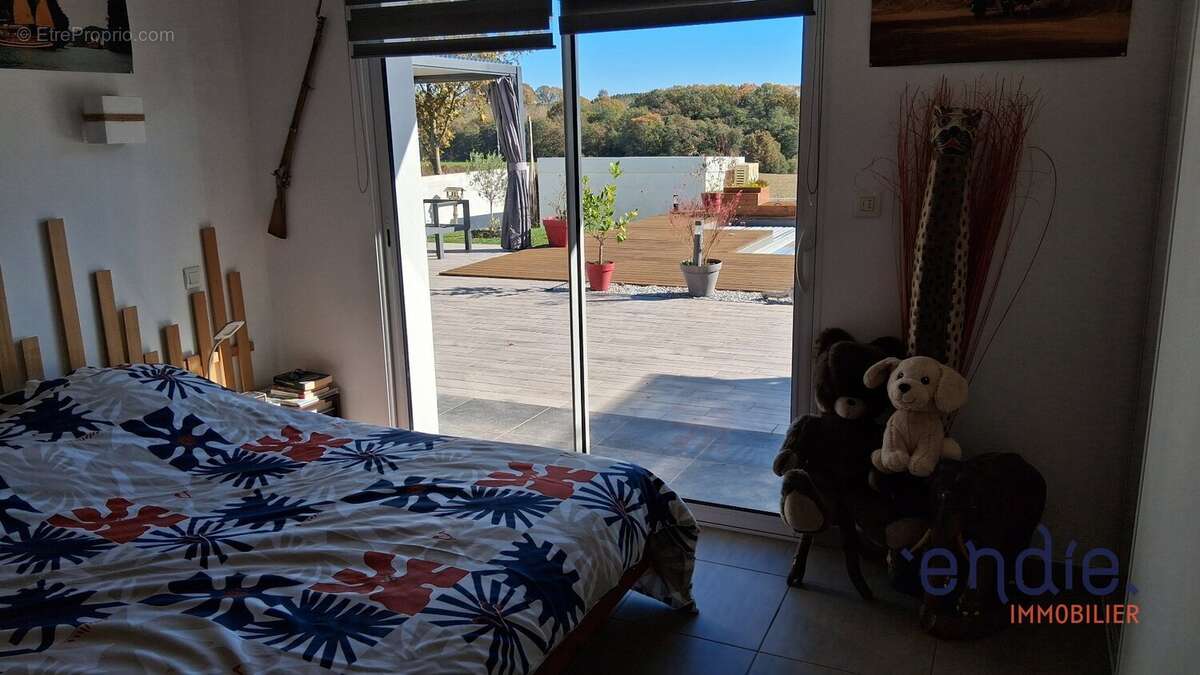 Maison à MOUSCARDES