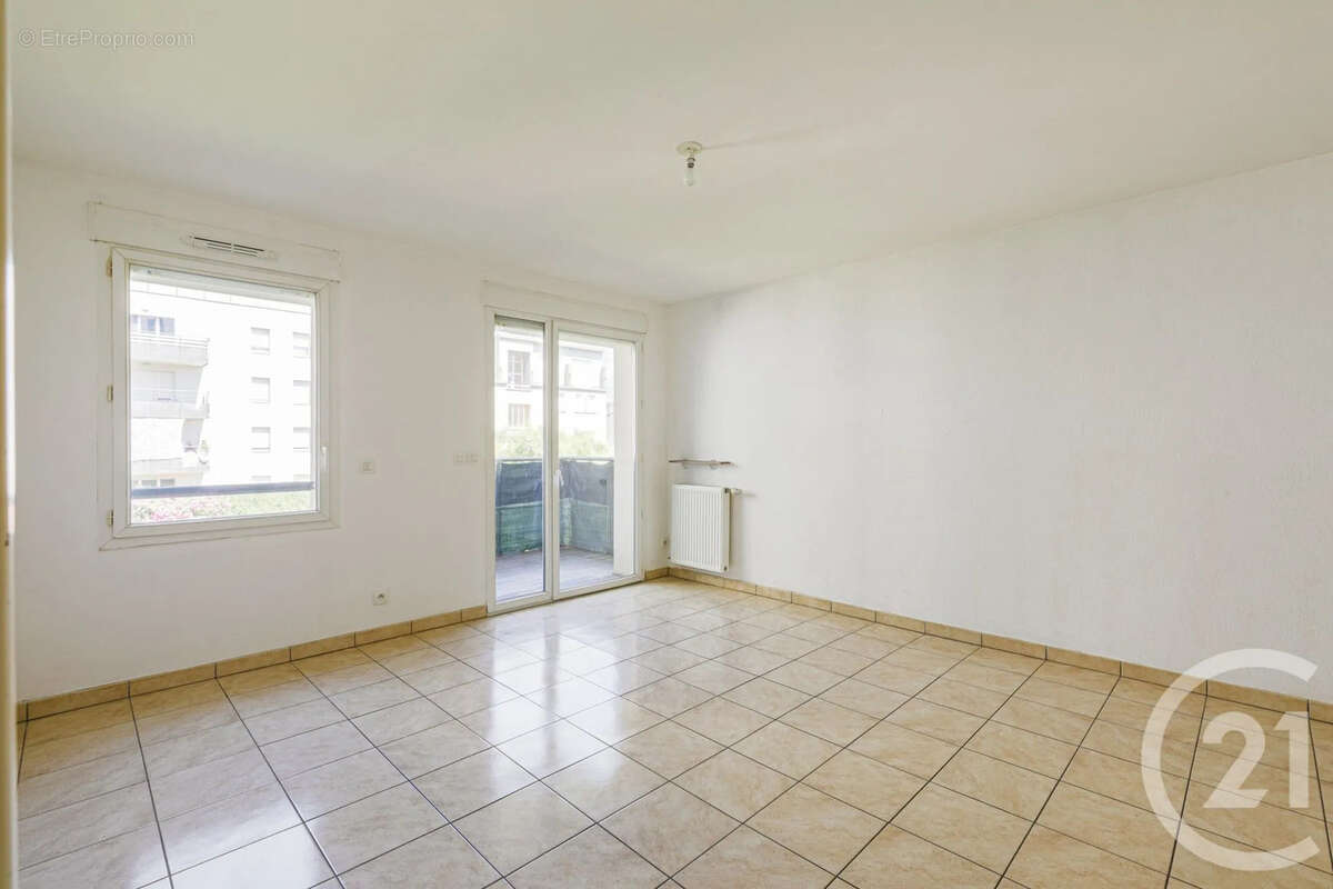 Appartement 42 m² à Grenoble  - photo 2