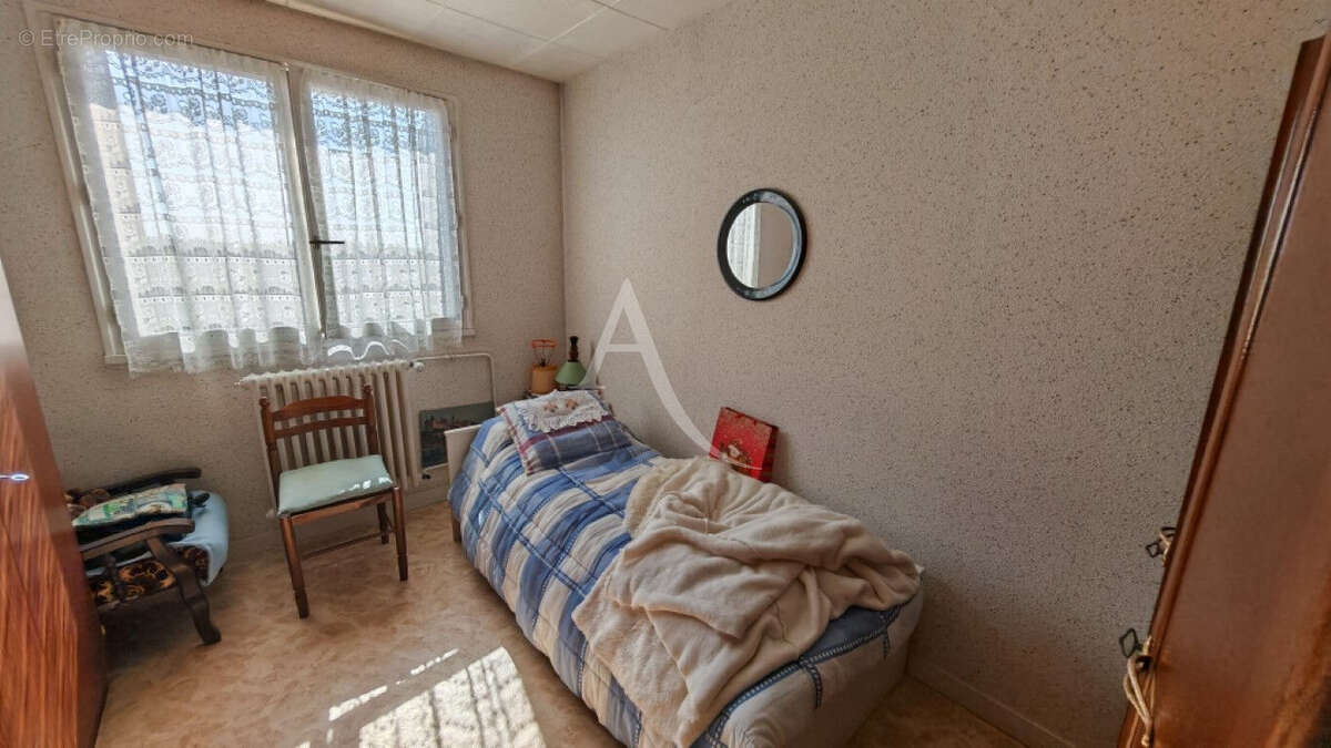 En vente  - fourchambault -  appartement  en résidence 2 chambres - photo 4