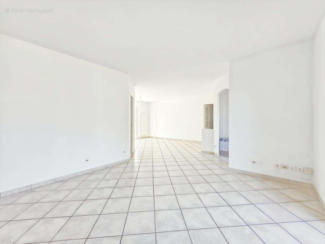 Maison 109 m² à Estillac  - photo 3