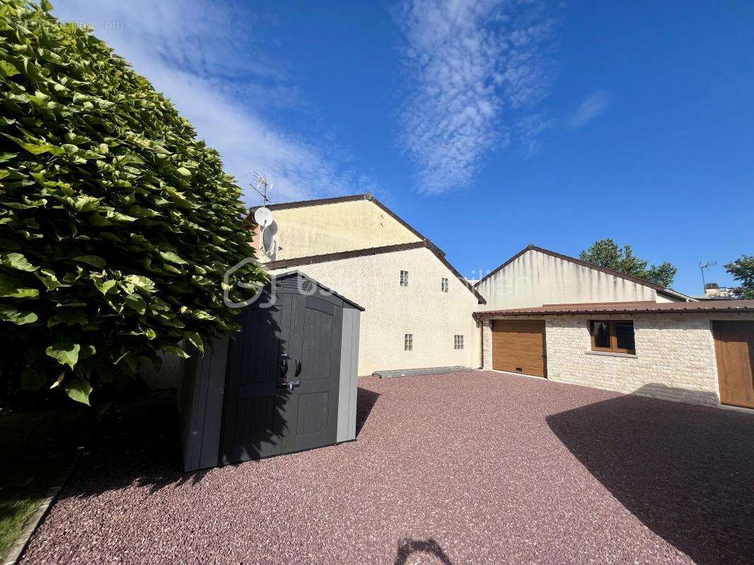 Maison à CLICHY-SOUS-BOIS