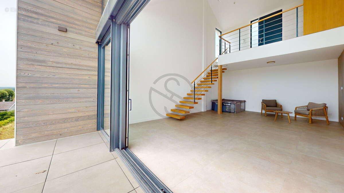 Maison à LA COTE-SAINT-ANDRE