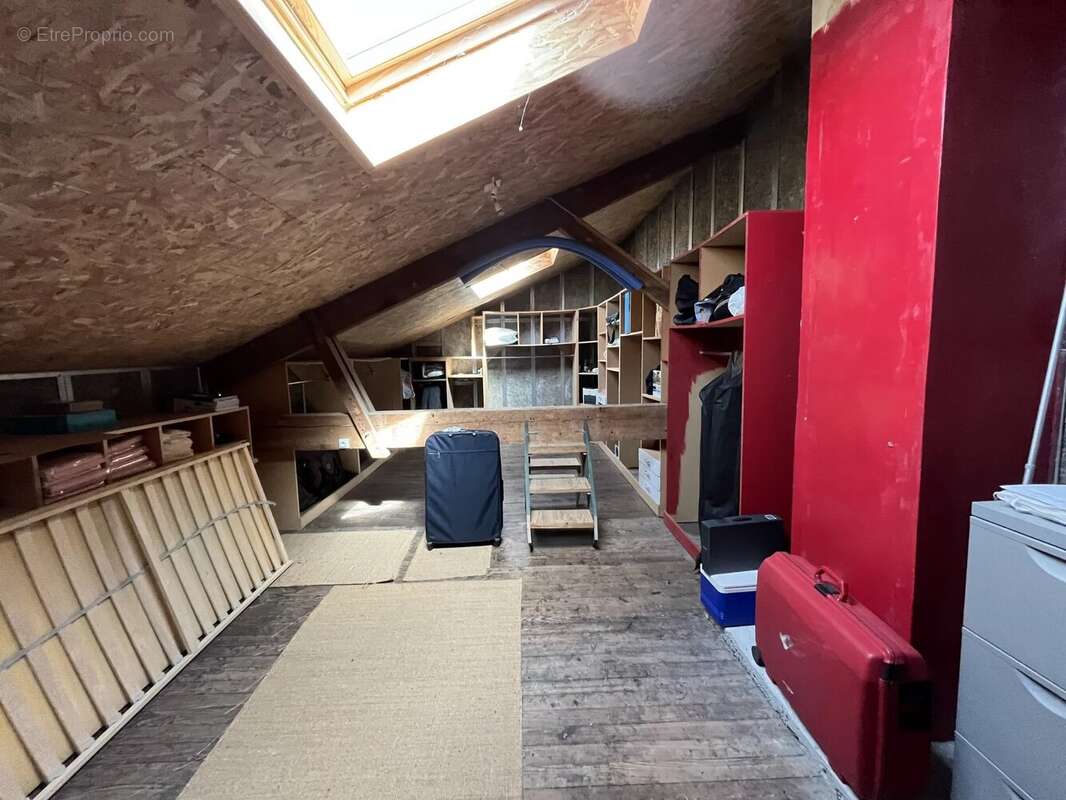 Maison à VOEUIL-ET-GIGET