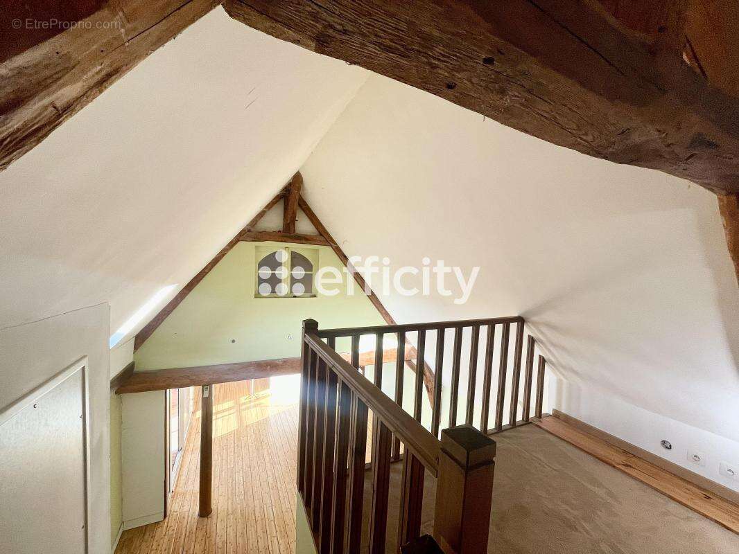 Appartement à ARTANNES-SUR-INDRE