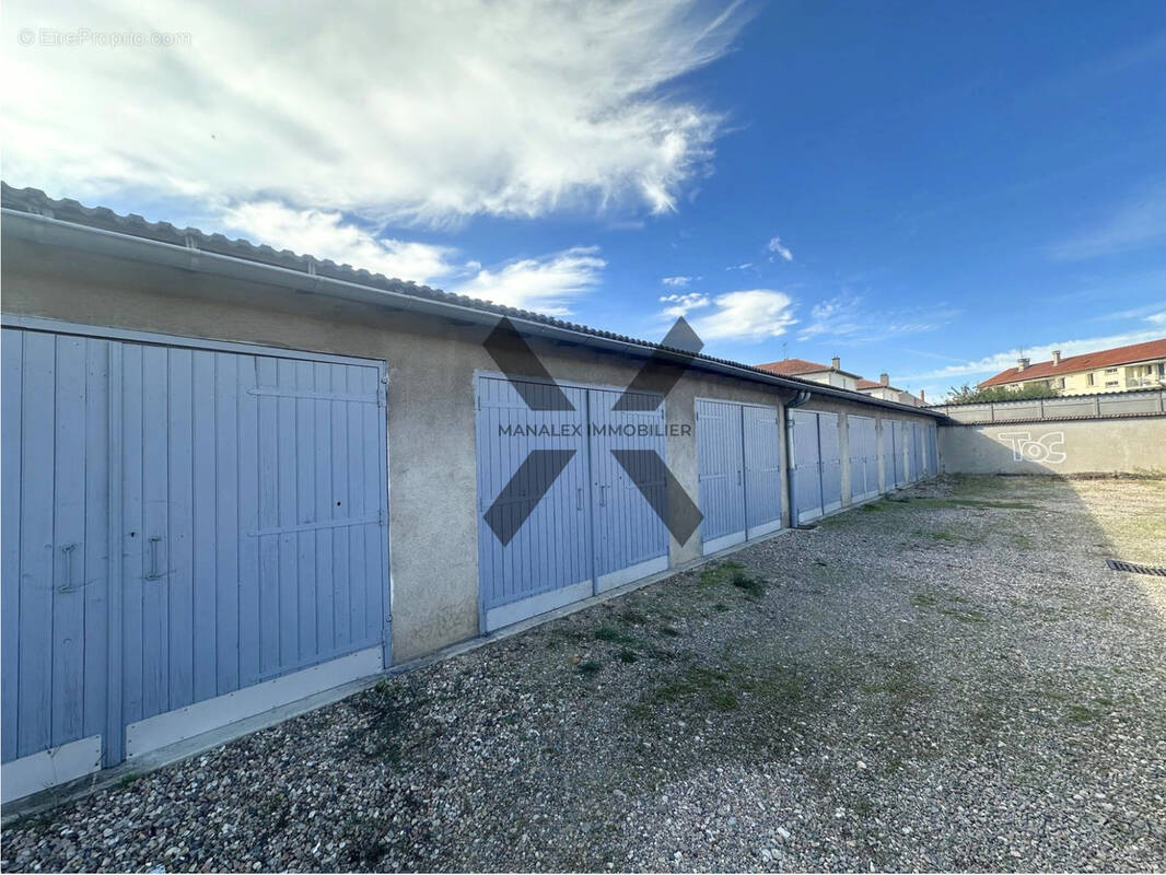 Parking à ROANNE