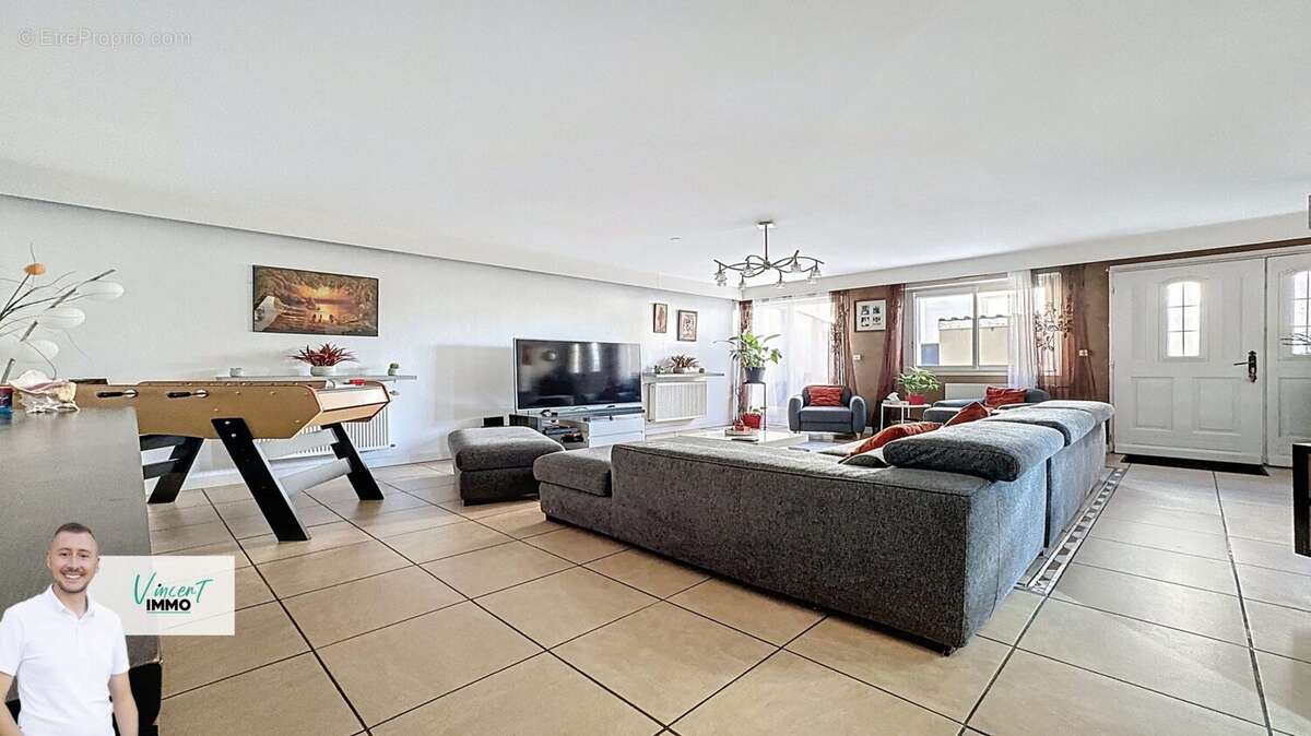 Maison 144 m² à Villeurbanne  - photo 5