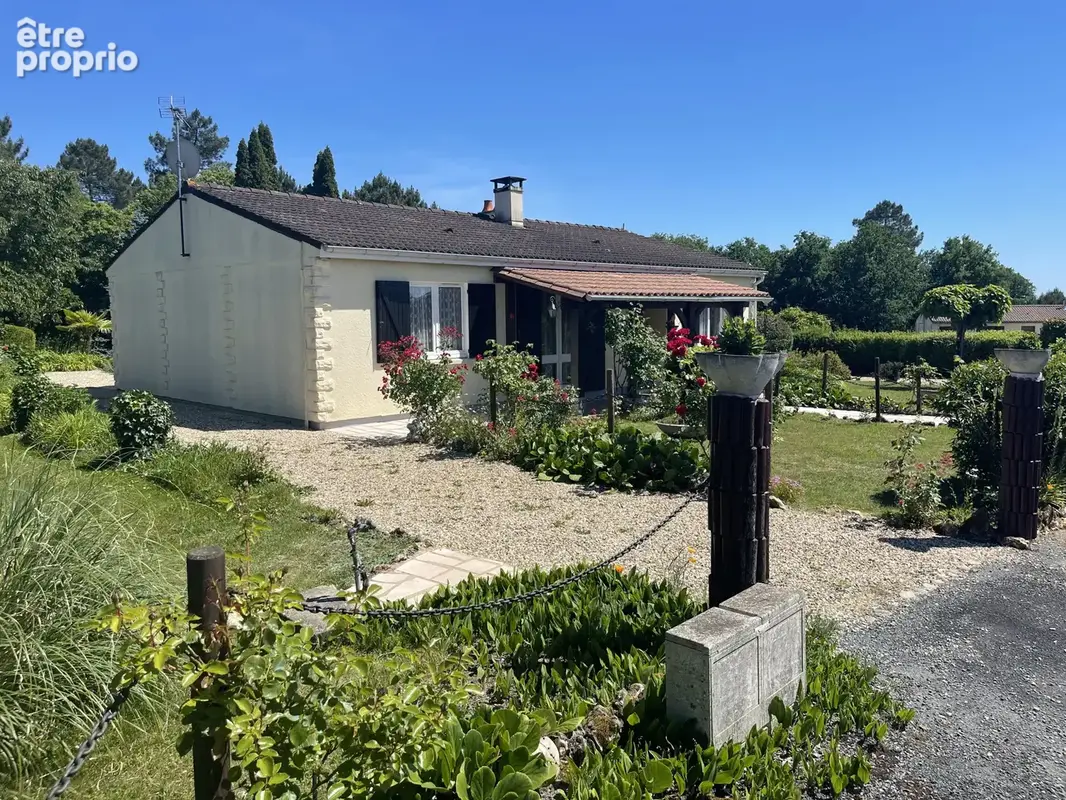 Exclusivité -  Coursac   Ensemble de deux maisons sur 2 600 m2 de terrain, à 15 min de Périgueux - photo 9