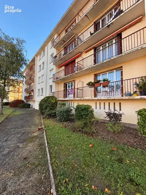 Hauts quartier, proche toutes commodites - photo 1