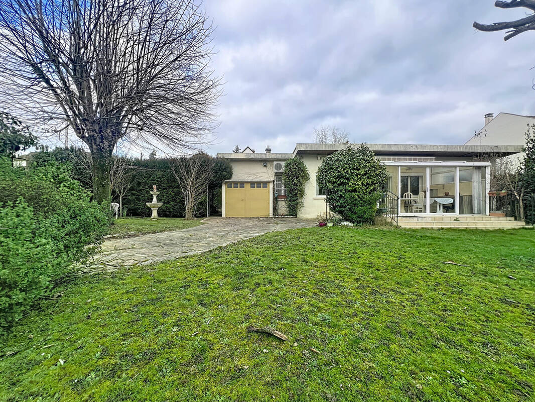 Maison à MAGNY-LES-HAMEAUX