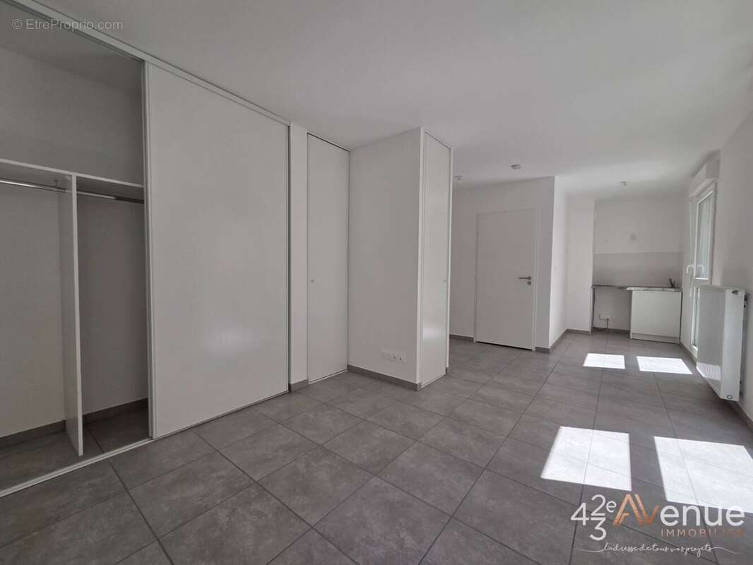 Appartement à SAINT-ETIENNE