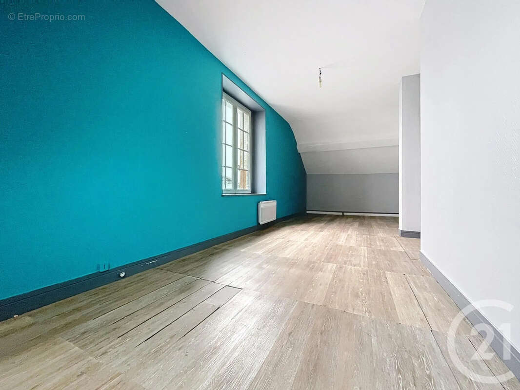 Appartement à MOISSY-CRAMAYEL
