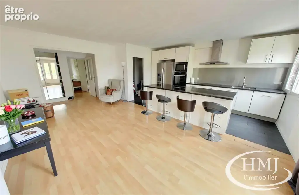 Appartement 4 pièces 83 m² à vendre à Ris-Orangis (91000) - photo 3