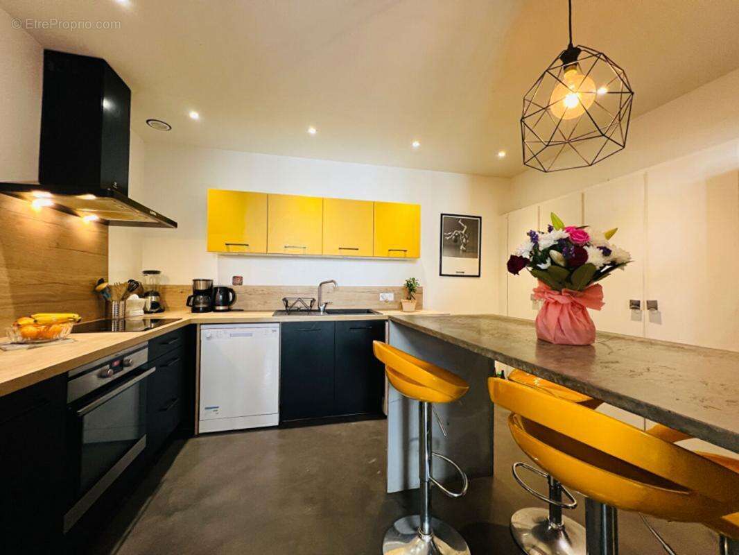 Appartement à SAINT-SEBASTIEN-SUR-LOIRE