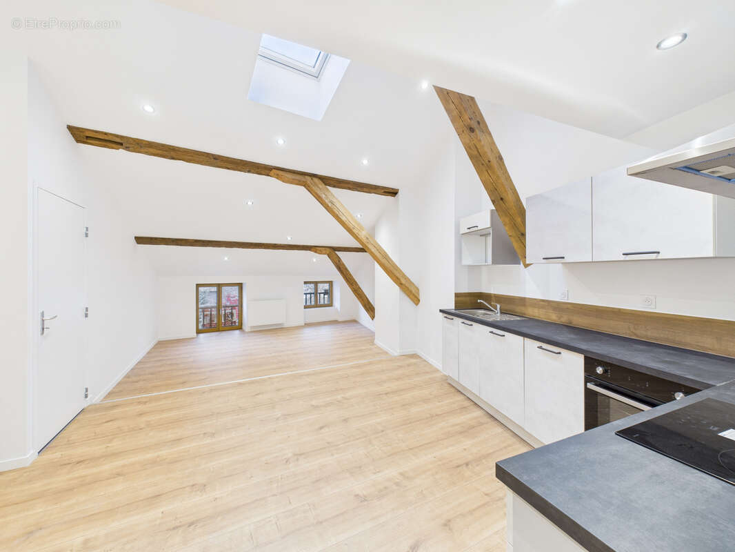 Appartement à VALS-PRES-LE-PUY