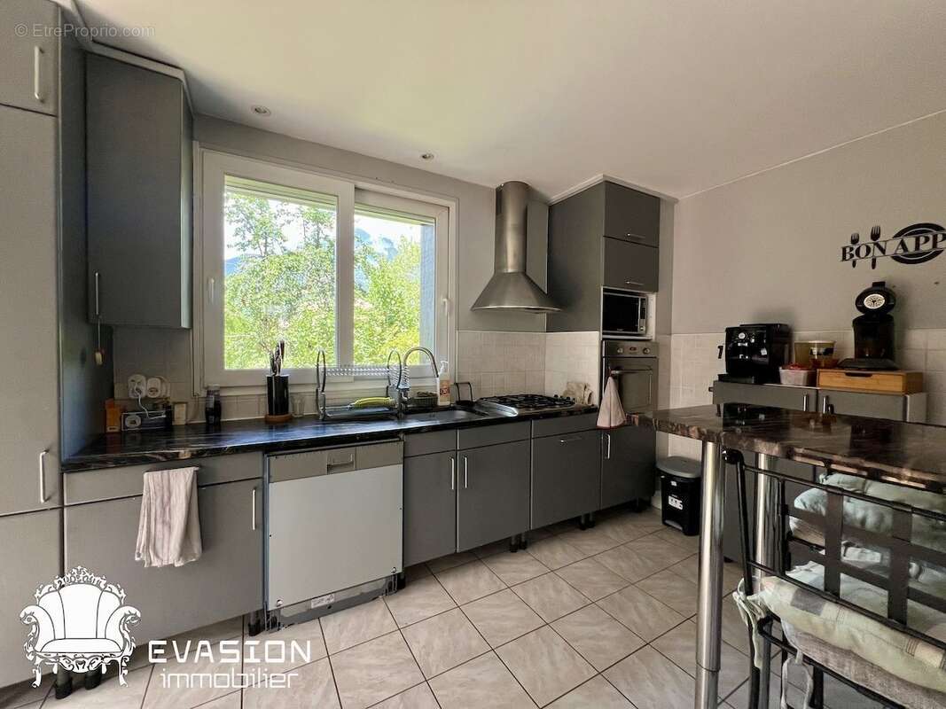 Maison 125 m² à Saint-Gervais-Les-Bains  - photo 7