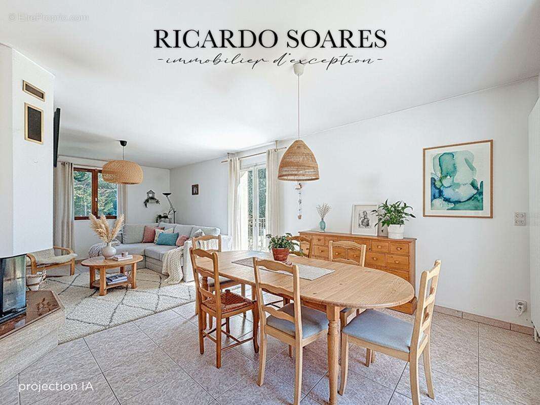 Maison à LONGUEIL-SAINTE-MARIE