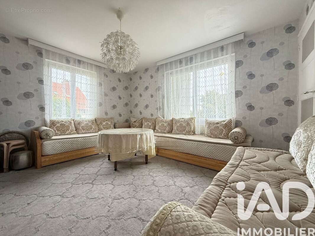 Photo 2 - Maison à GUEUGNON