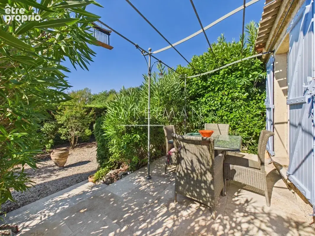 Villa provençale avec piscine - Tourrettes - photo 3