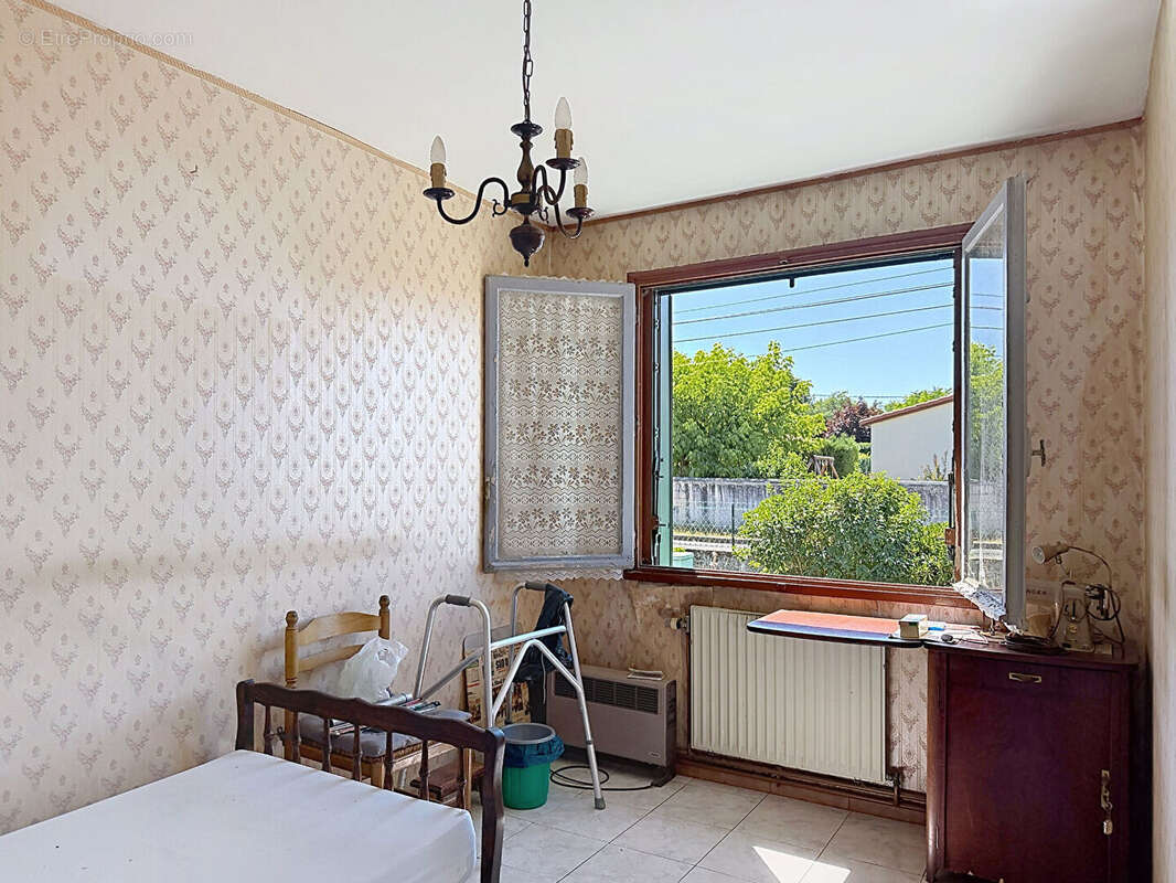 Maison à VILLENAVE-D'ORNON
