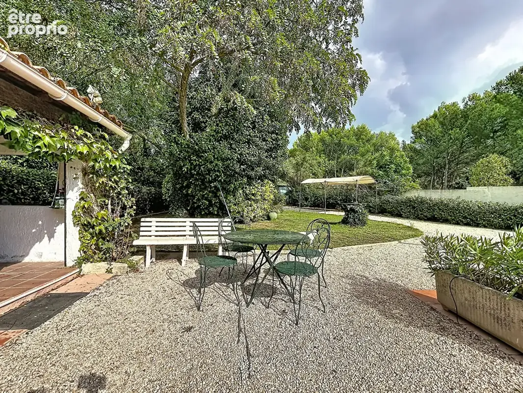 Maison 4 pièces 101 m² à vendre à Les Pennes-Mirabeau (13170) - photo 2