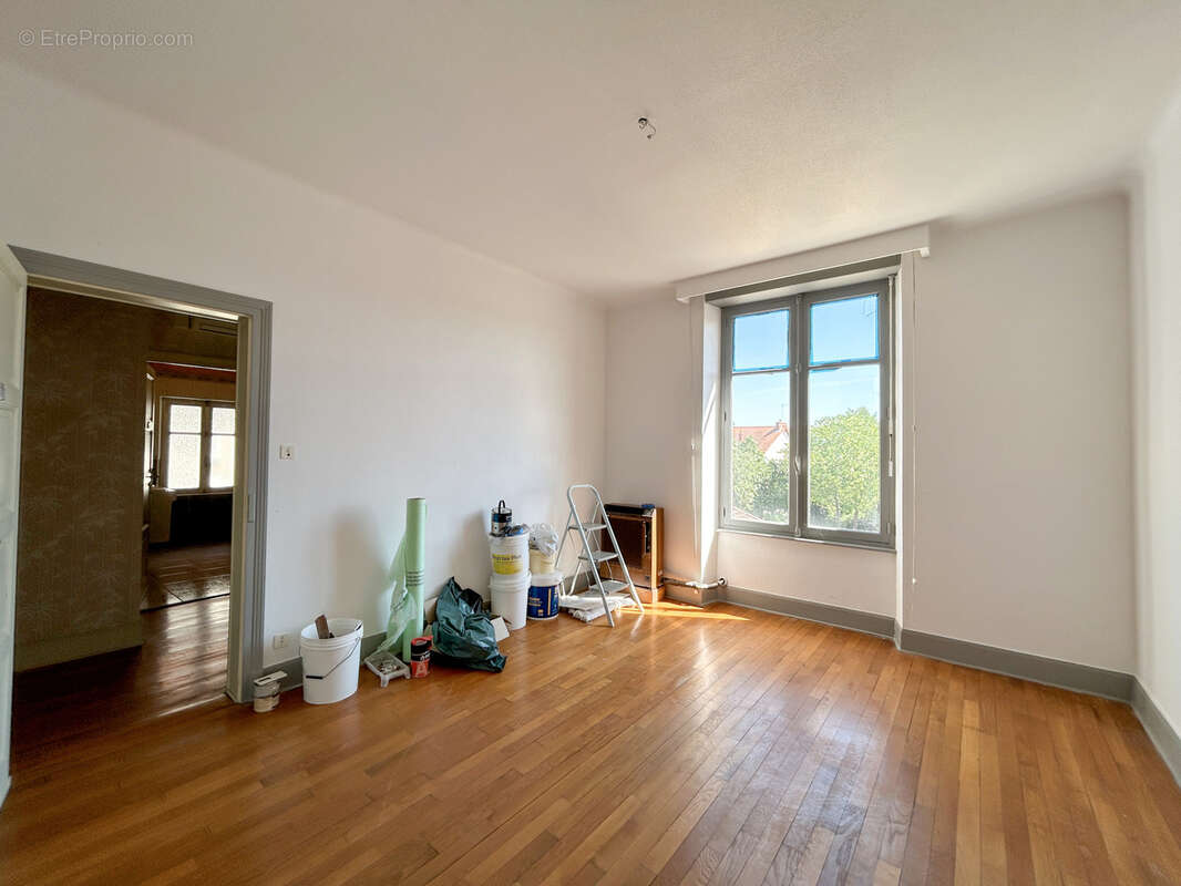 Maison des années 50 de 136 m2 - Montluçon - photo 8
