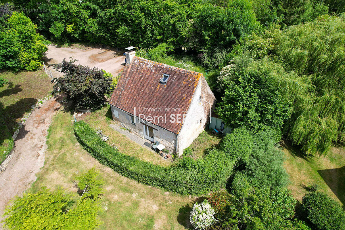 Propriété de caractère avec gîtes entre FALAISE et ARGENTAN - photo 15