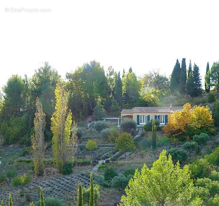 Maison à LE CASTELLET