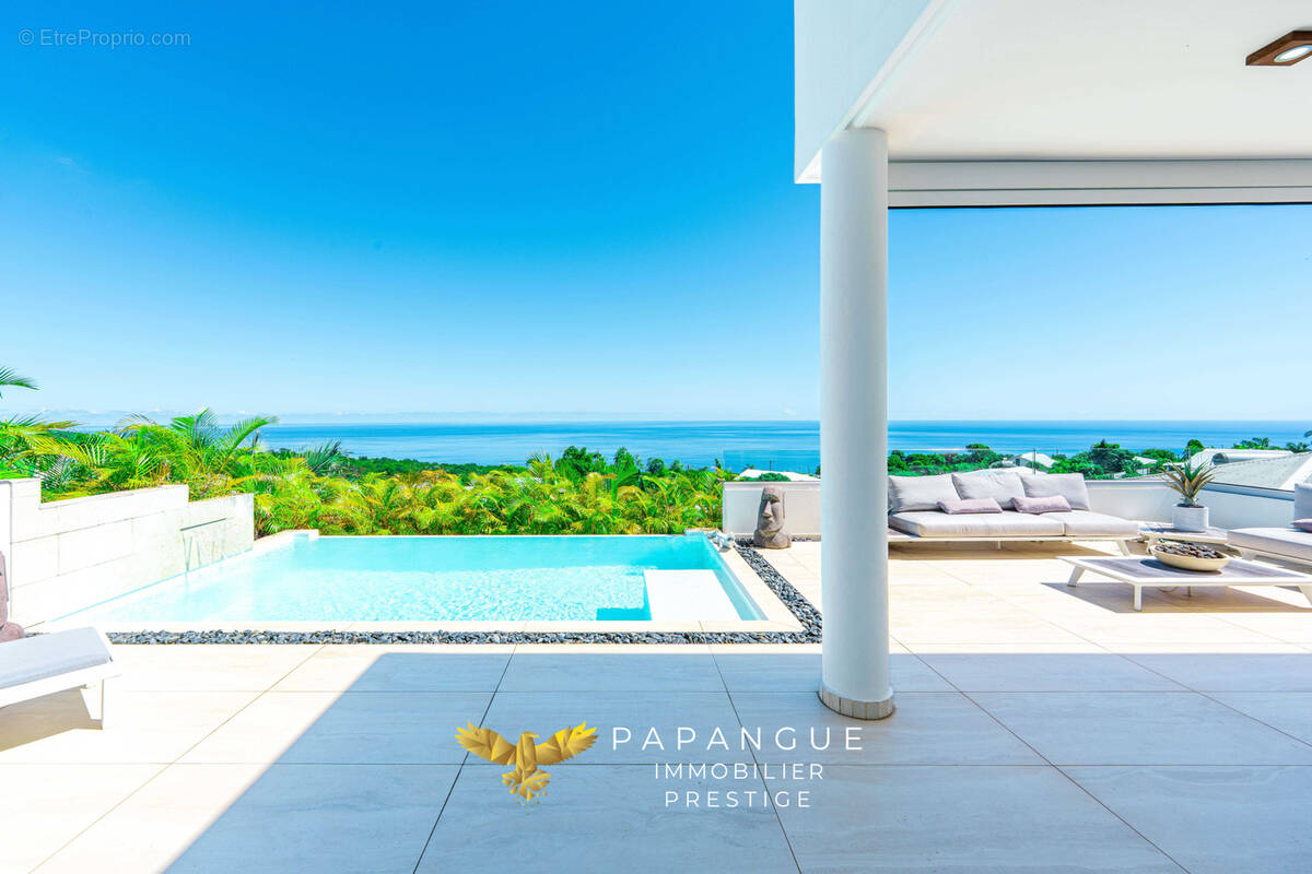 Maison à SAINT-DENIS