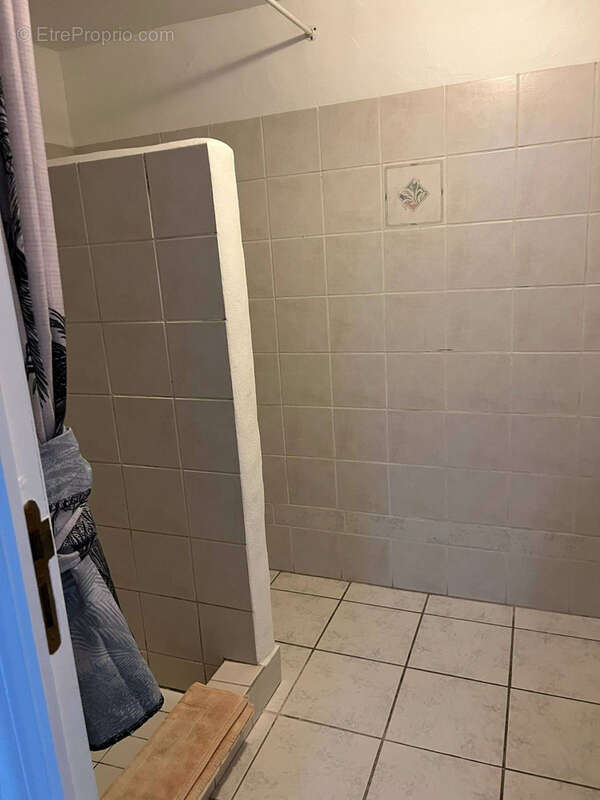 Maison à CAPESTERRE-BELLE-EAU