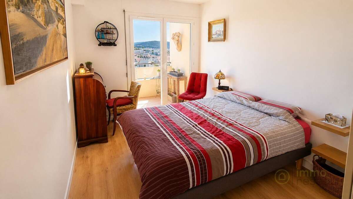 Appartement à HYERES
