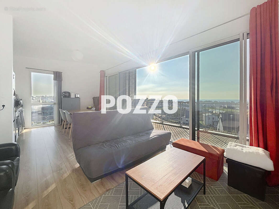 Appartement à SAINT-PAIR-SUR-MER