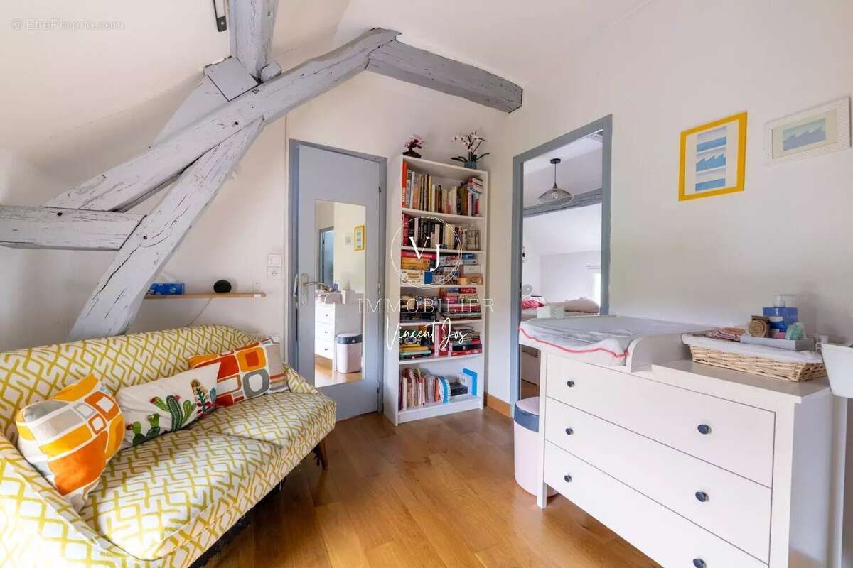 Maison à LES MUREAUX