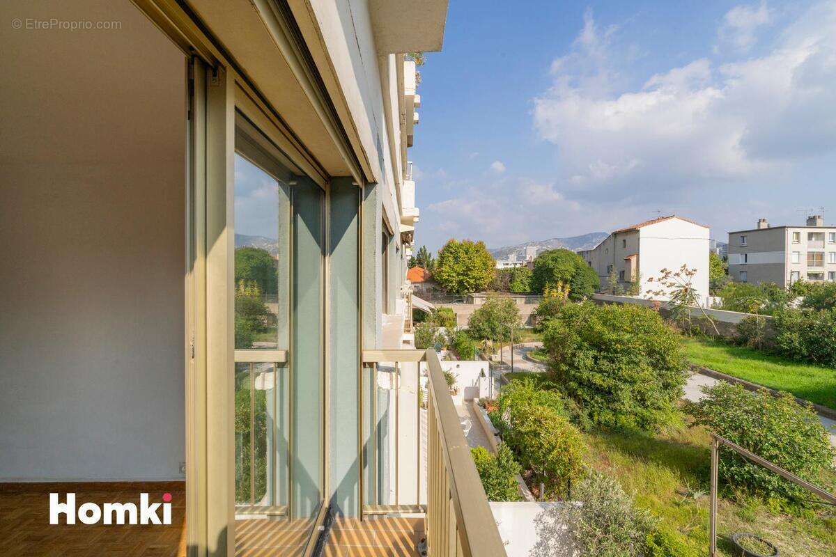 Appartement à MARSEILLE-9E