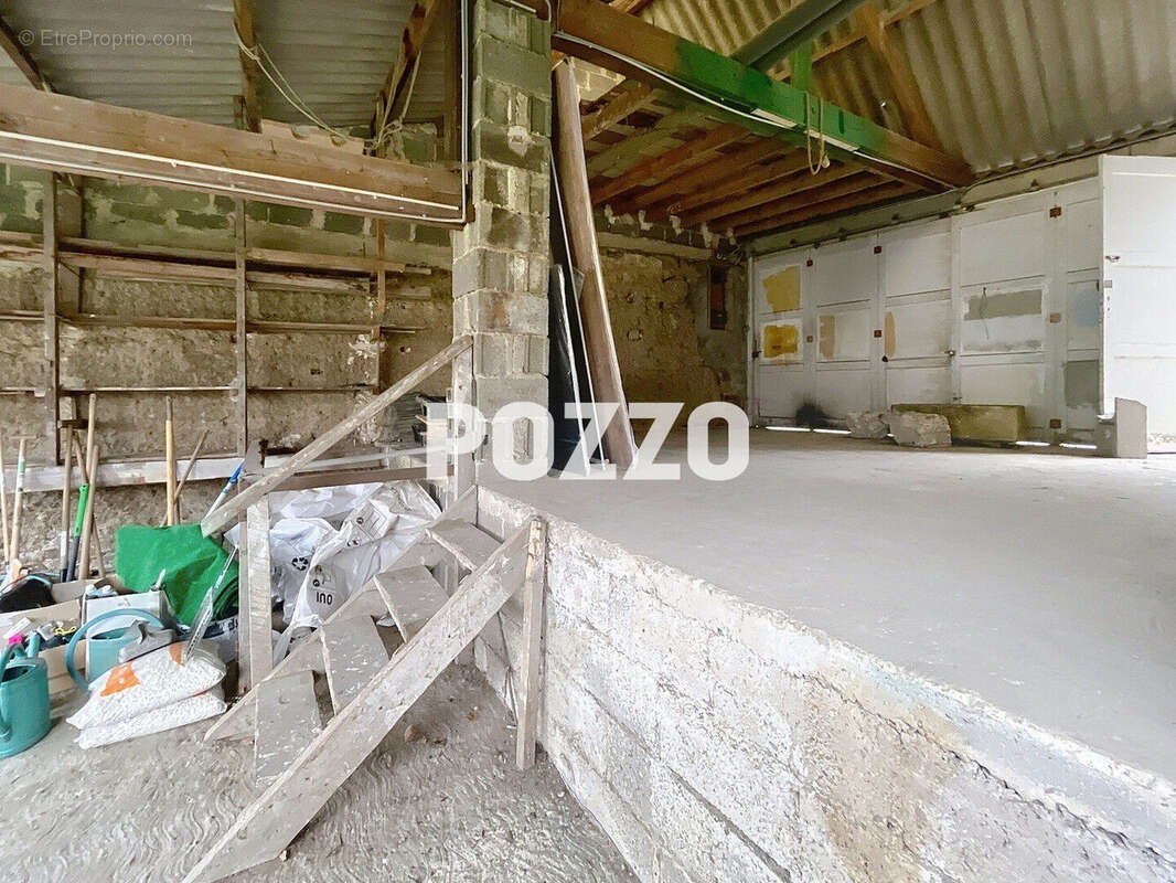 Maison à TESSY-SUR-VIRE