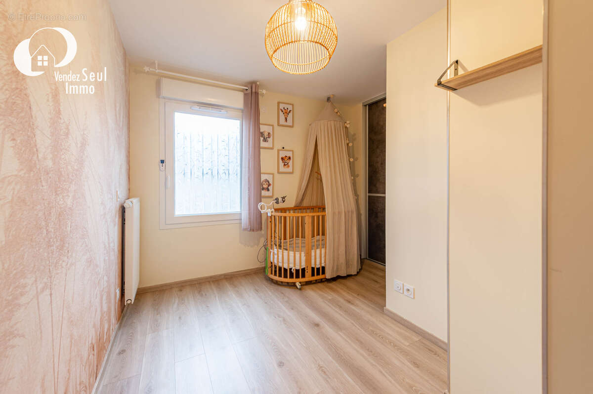 Appartement à POISY