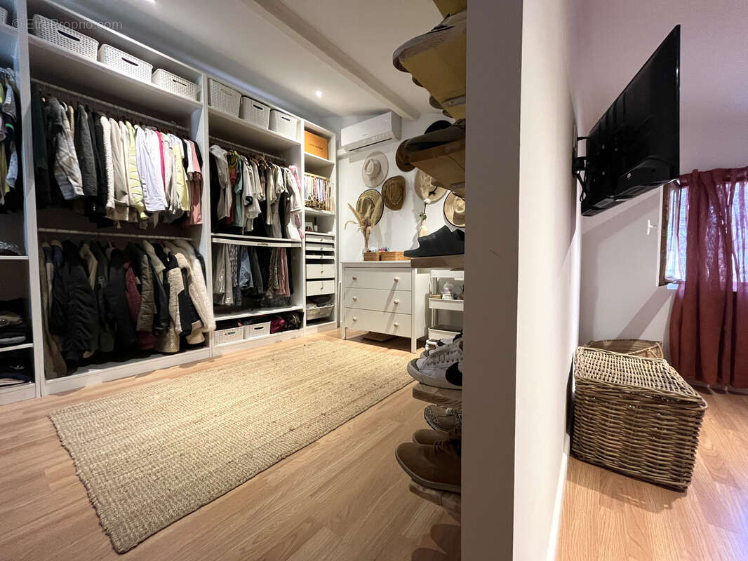 Appartement à BEAUCAIRE