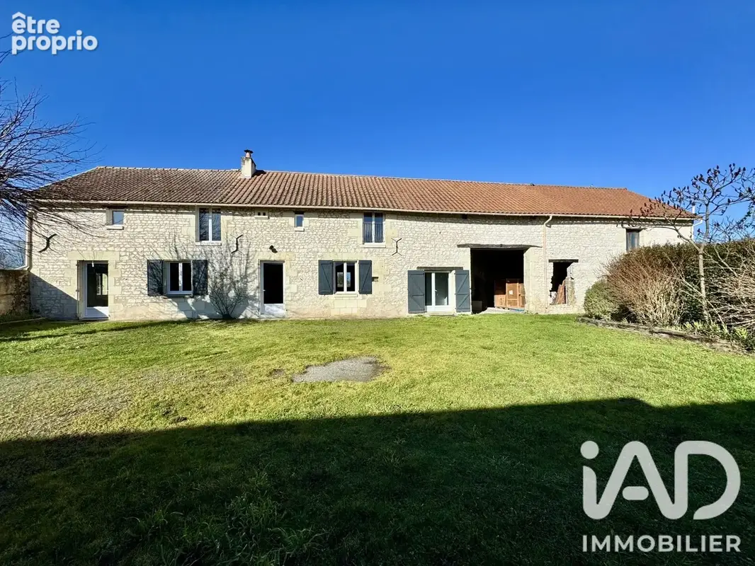 Photo 1 - Maison à LUZE