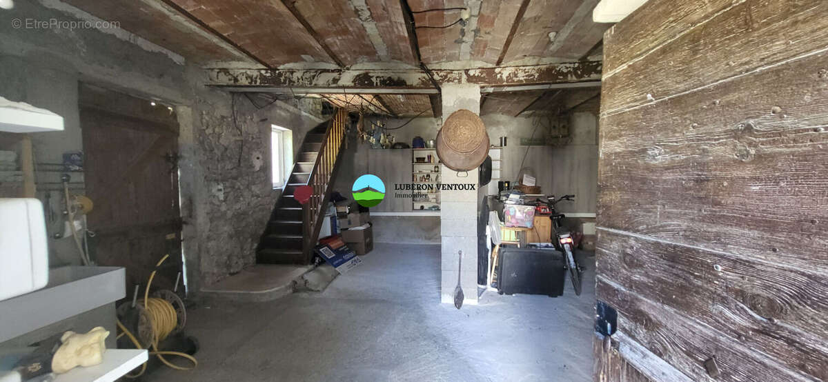 Maison à MIRABEL-AUX-BARONNIES