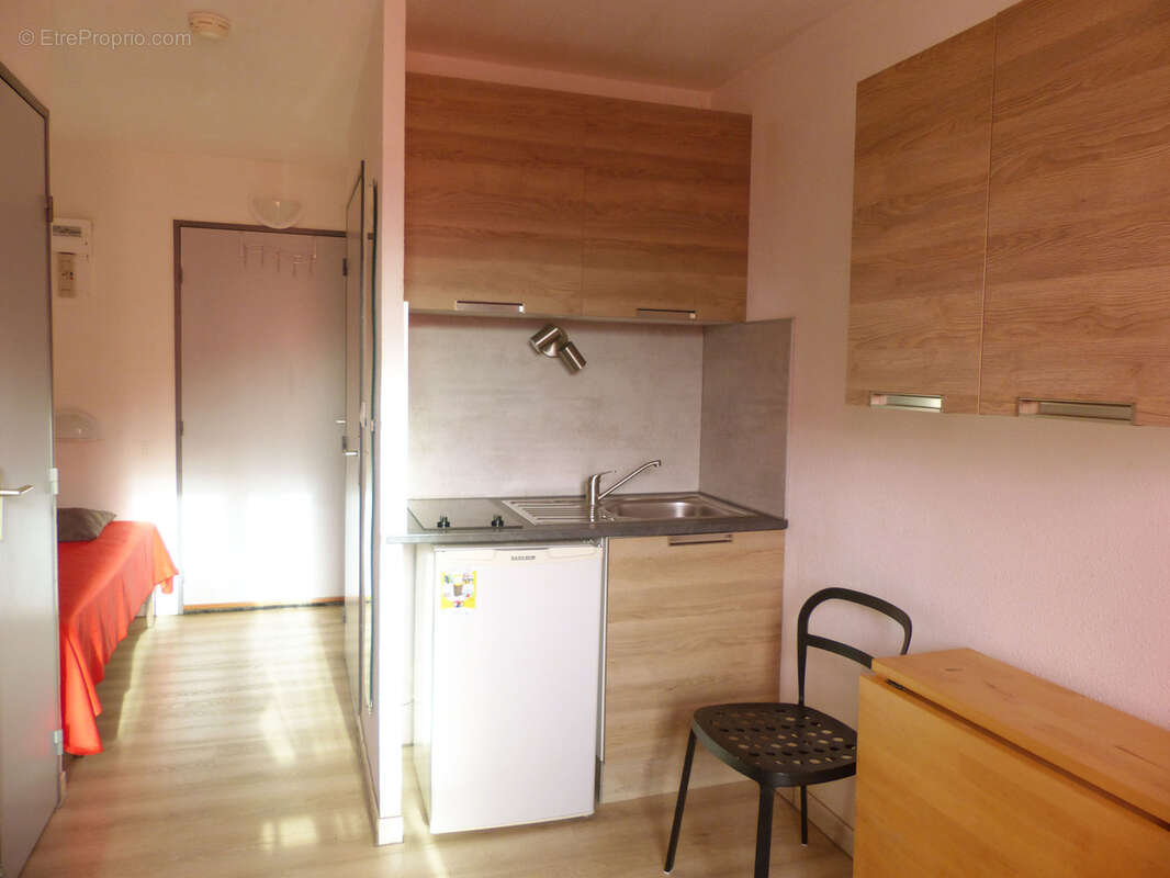 Appartement à LAMALOU-LES-BAINS