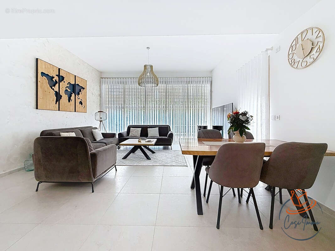 Maison à FERNEY-VOLTAIRE